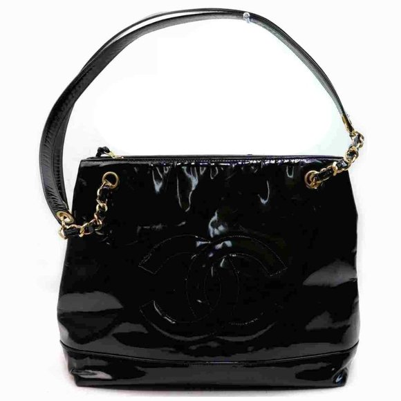 Auth Chanel Shoulder Bag Black Enamel #6690C22